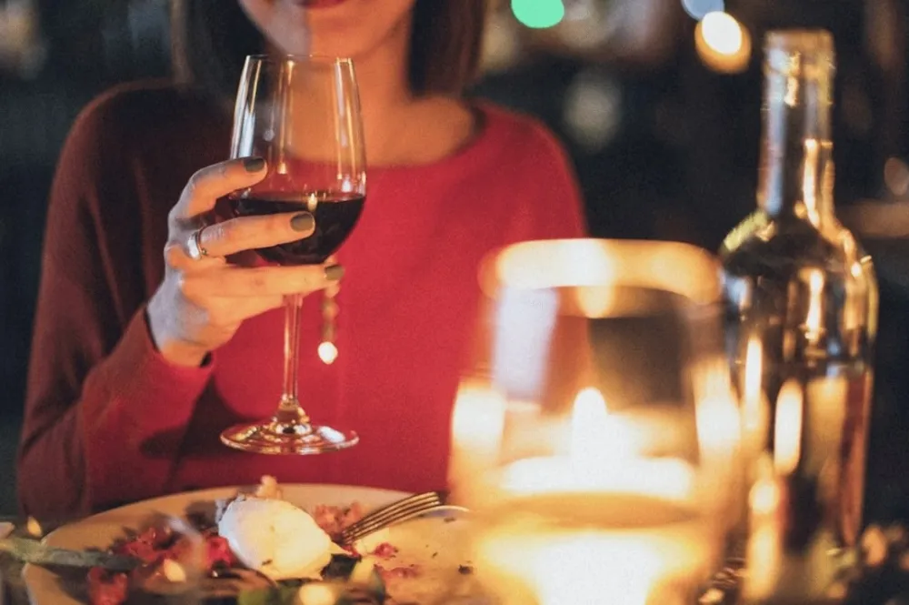 Naučnici: Djeca alkoholičara stare brže od svojih vr&scaron;njaka