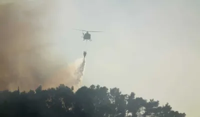 Helikopteri Srbije i Republike Srpske gase požar na području op&scaron;tine Gacko
