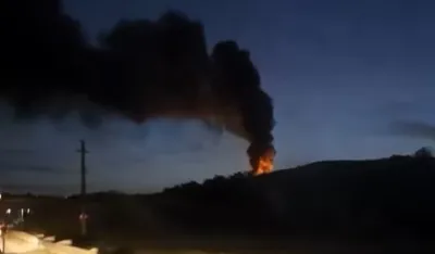 Vi&scaron;e vatrogasnih ekipa gase ogroman požar u Rakovici