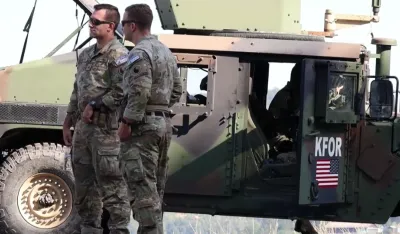 Pripadnici Kfora