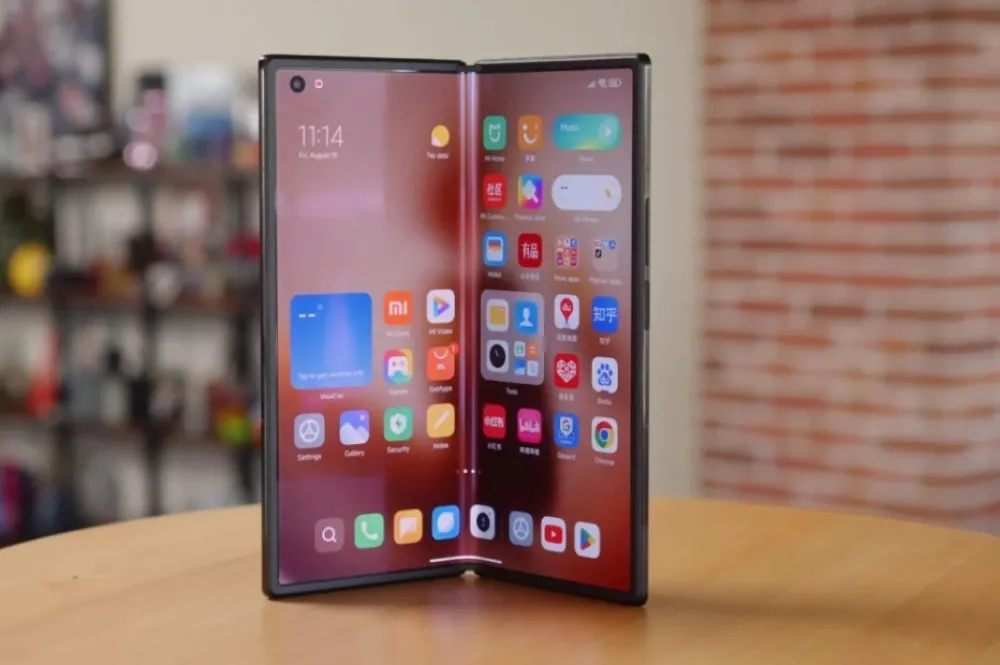 Xiaomi ide stopama Huaweija: Sprema svoj trostruko sklopivi telefon