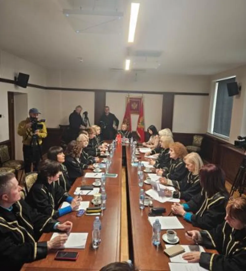 Izmјena poslovnika odlaže glasanje za predsјednika