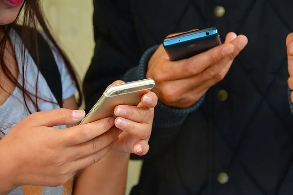 Učionice u Holandiji bez mobilnih telefona