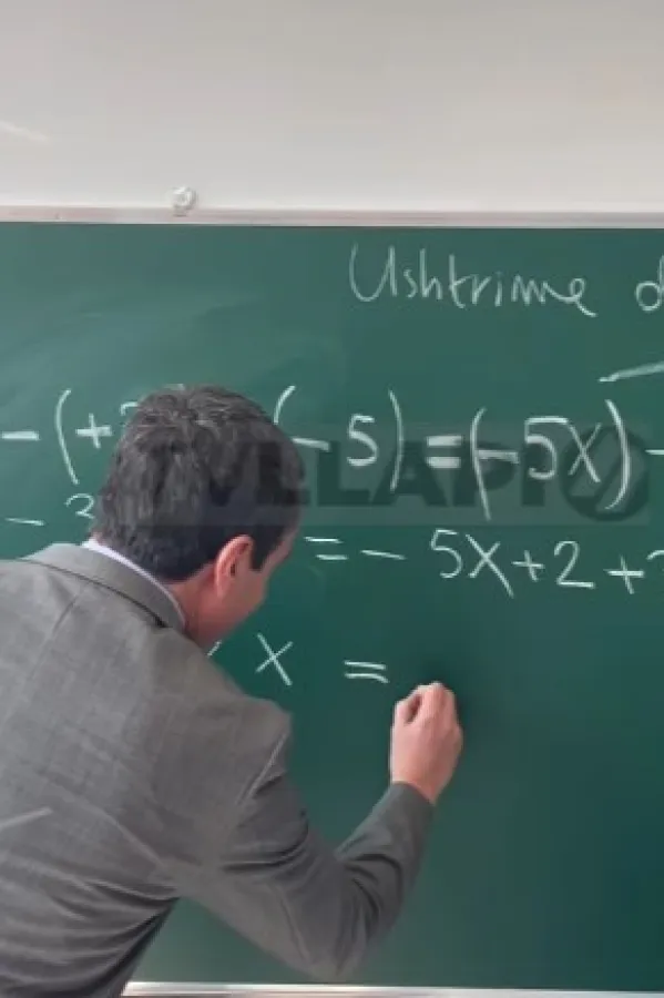 (VIDEO) Kurti pogre&scaron;no rije&scaron;io zadatak iz matematike, snimak postao viralan