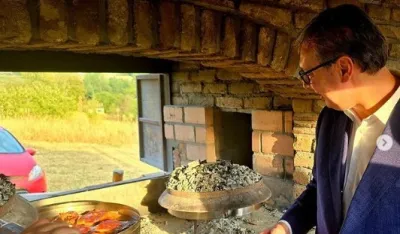 (FOTO) Vučić sprema večeru za arapske ambasadore