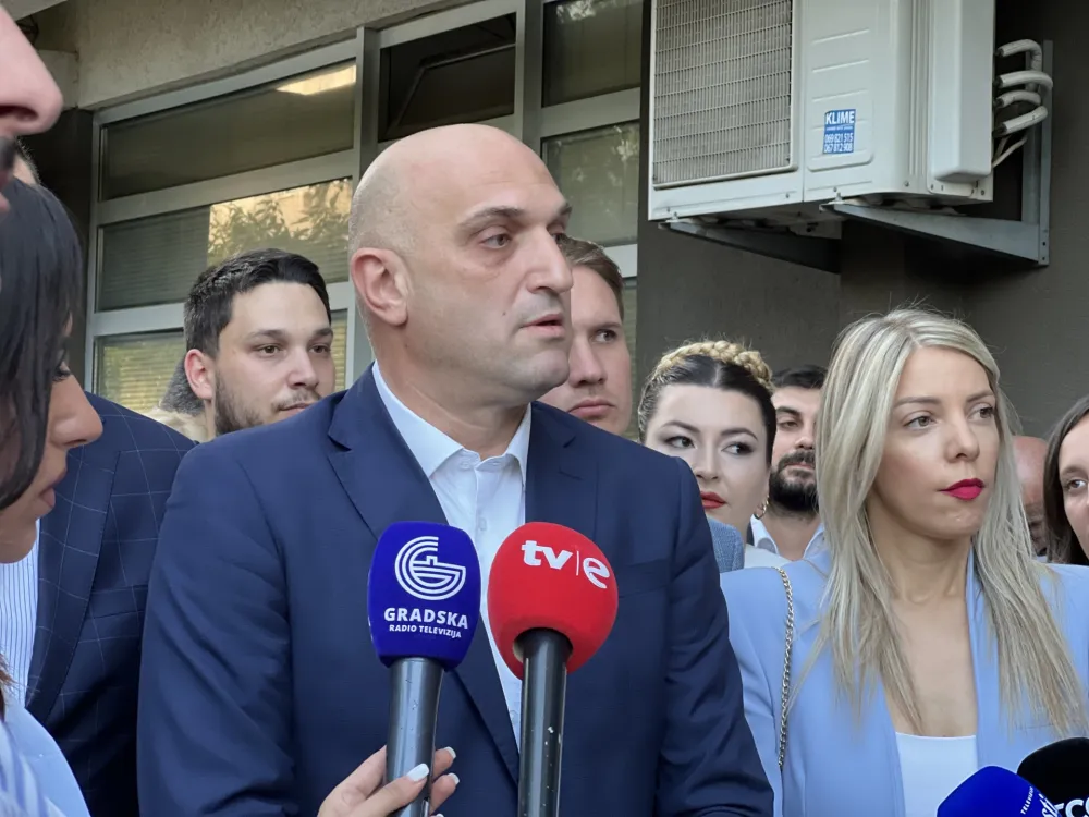 Abdić sjutra vozi građane i razgovara o saobraćajnim problemima u Podgorici