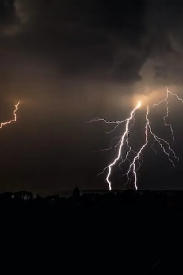 Porastao broj poginulih u tajfunu "Jagi"