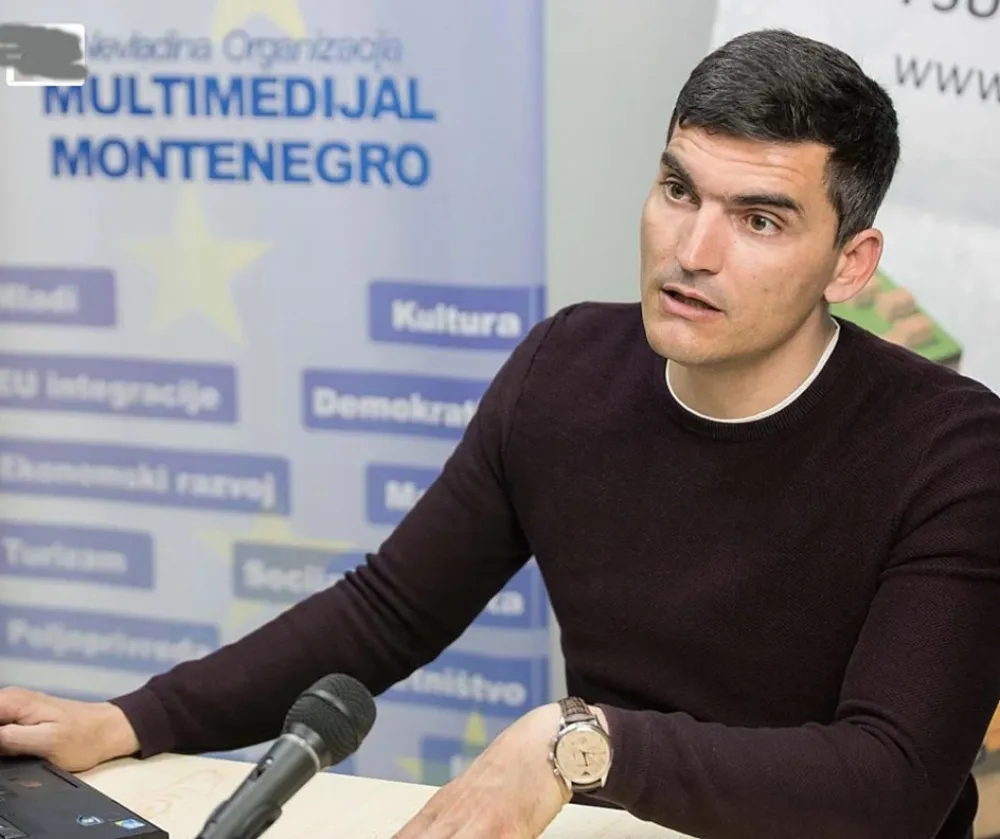 Đukić o previsokim proviziјama poslovnih banaka: Lo&scaron;u uslugu papreno naplaćuјu i građanima i privredi