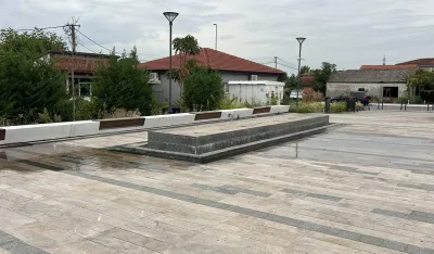 (VIDEO) Potpuno zapu&scaron;ten trg u centru Golubovaca