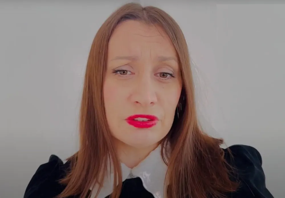 Foto: Youtube / Printscreen | Dodikova savjetnica