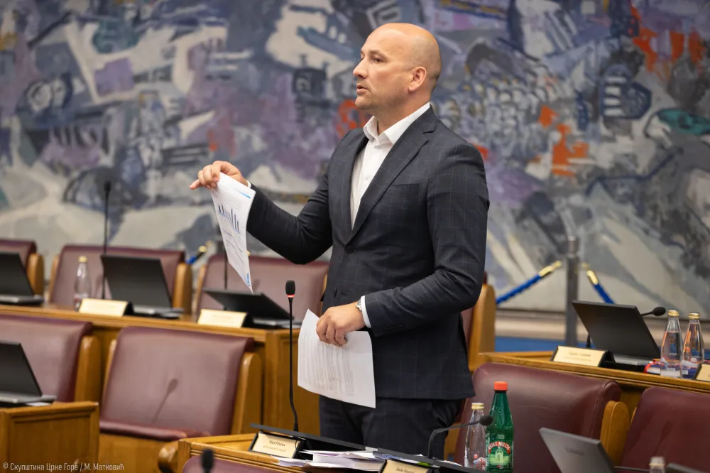 Milo&scaron; Pižurica, poslanik Pokreta Evropa sad
