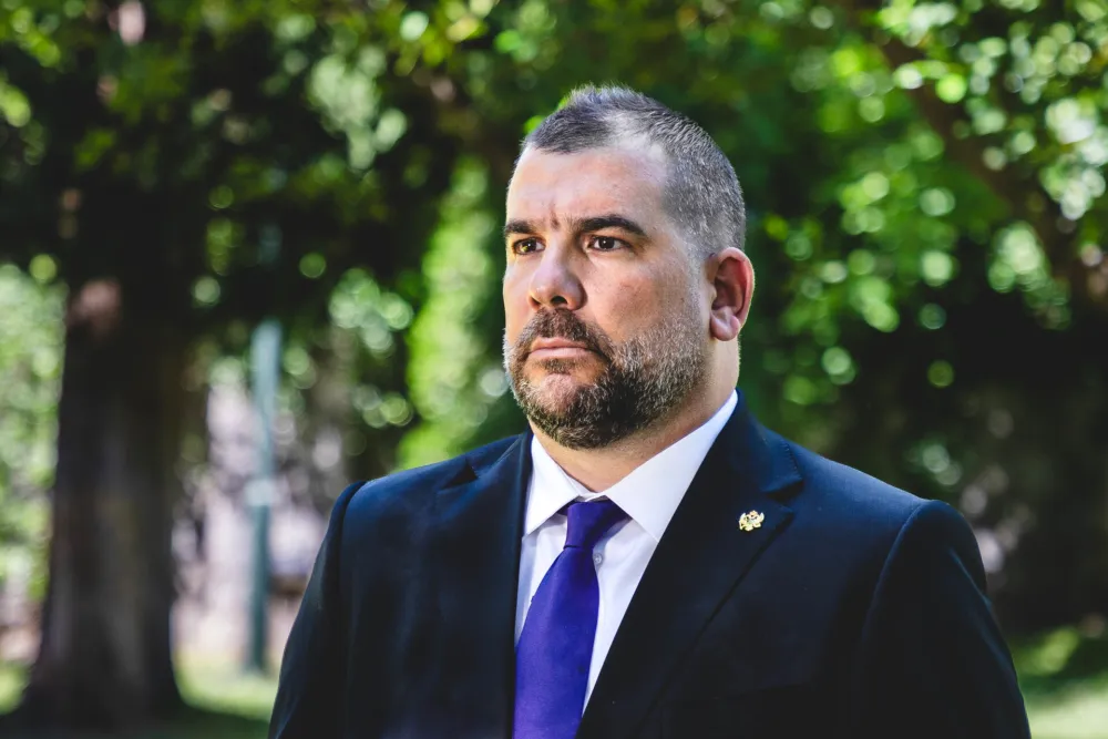 Krapović zabranio komunikaciju sa Savjetom za odbranu i bezbjednost