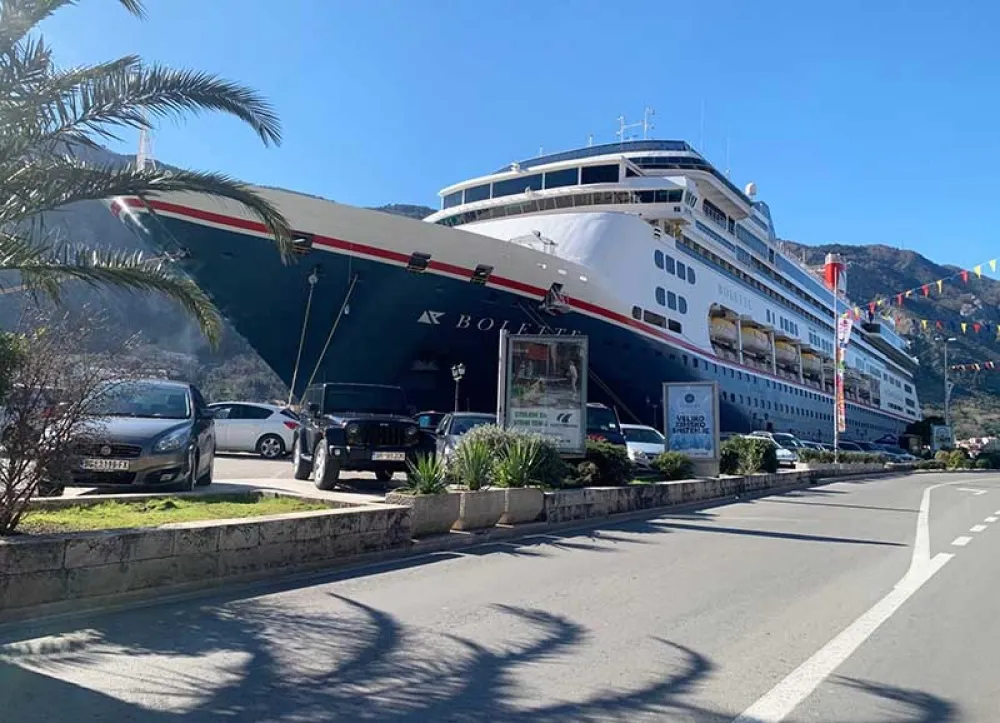 Na kotorskoj rivijeri odmara 5,48 hiljada turista