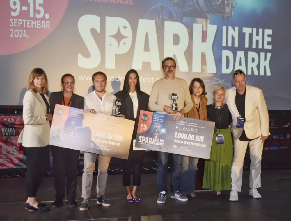 Добитници награда с члановима жирија и спонзорима