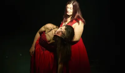 Scena iz predstave "Vrpca"