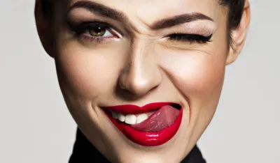 Pet trikova za no&scaron;enje crvenog karmina