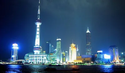 U &Scaron;angaju otkazano stotine avionskih letova zbog tajfuna