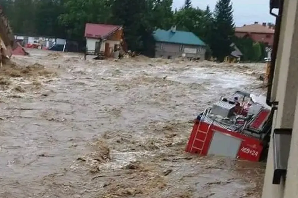 (VIDEO) U Poljskoj progla&scaron;eno stanje prirodne katastrofe