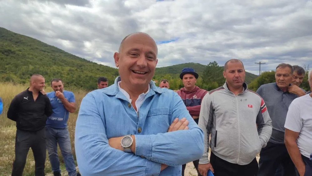Radulović: Predsjednik Op&scaron;tine Danilovgrad obećao mi je da se u Rakočici neće zakopavati zaražena eutanazirana grla