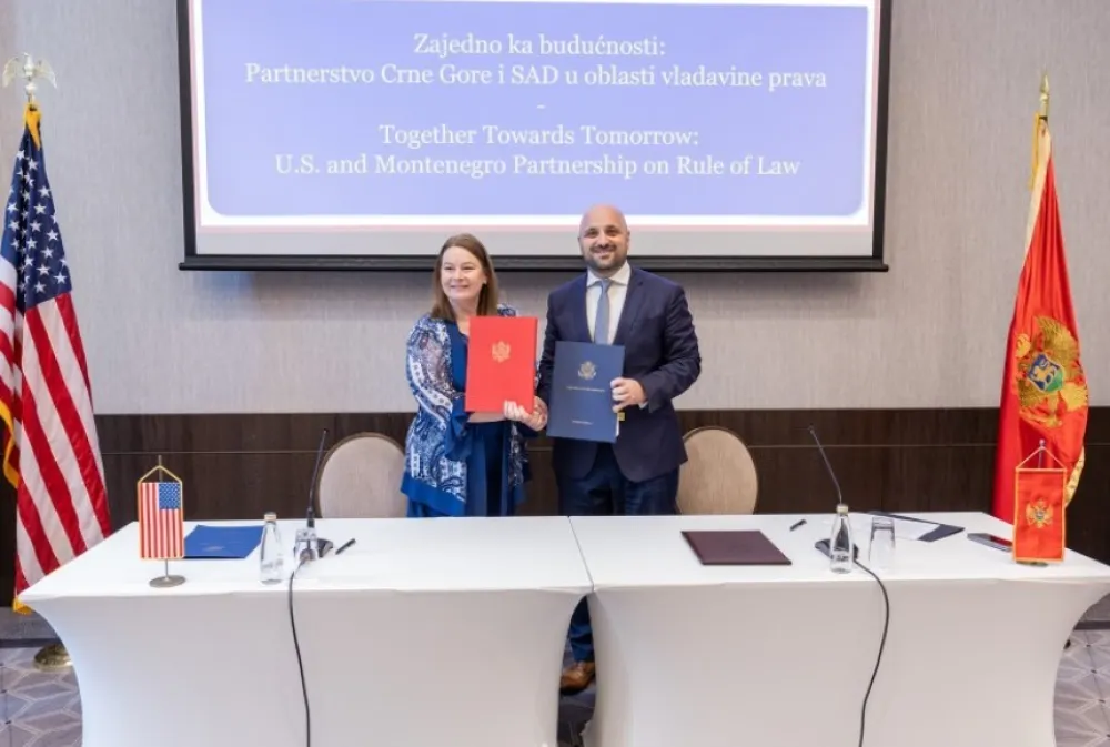 Božović i Rajnke potpisali sporazum: Crna Gora i SAD jačaju saradnju u oblasti vladavine prava