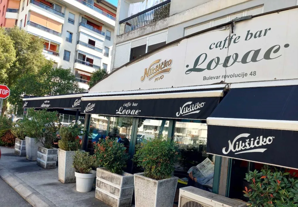 Zakazano ru&scaron;enje ba&scaron;te lokala &ldquo;Lovac&rdquo;; Arapović: Gradu smo platili sve obaveze