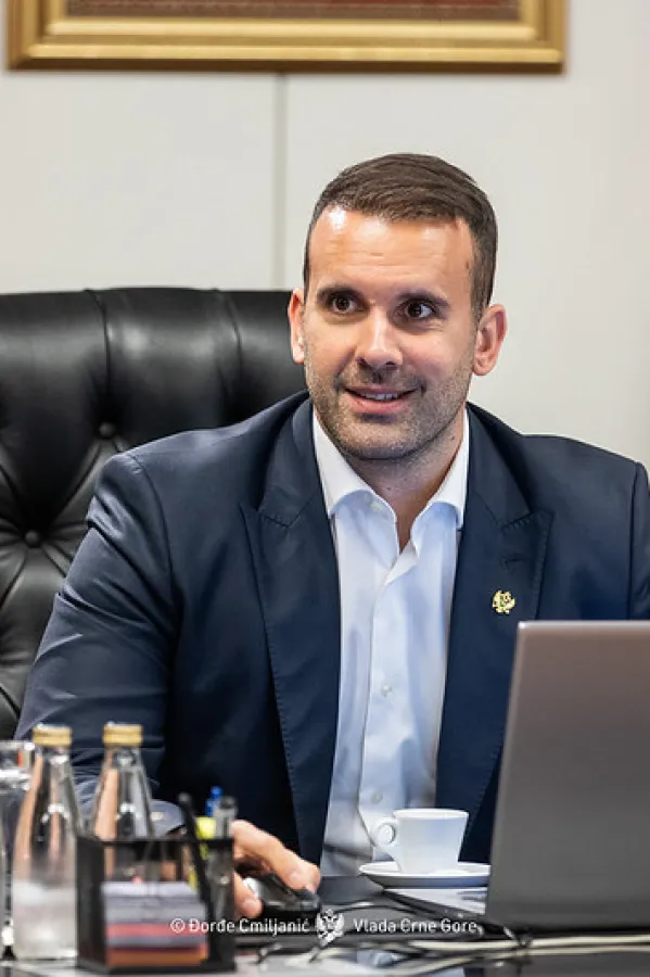 Danas pres Spajića