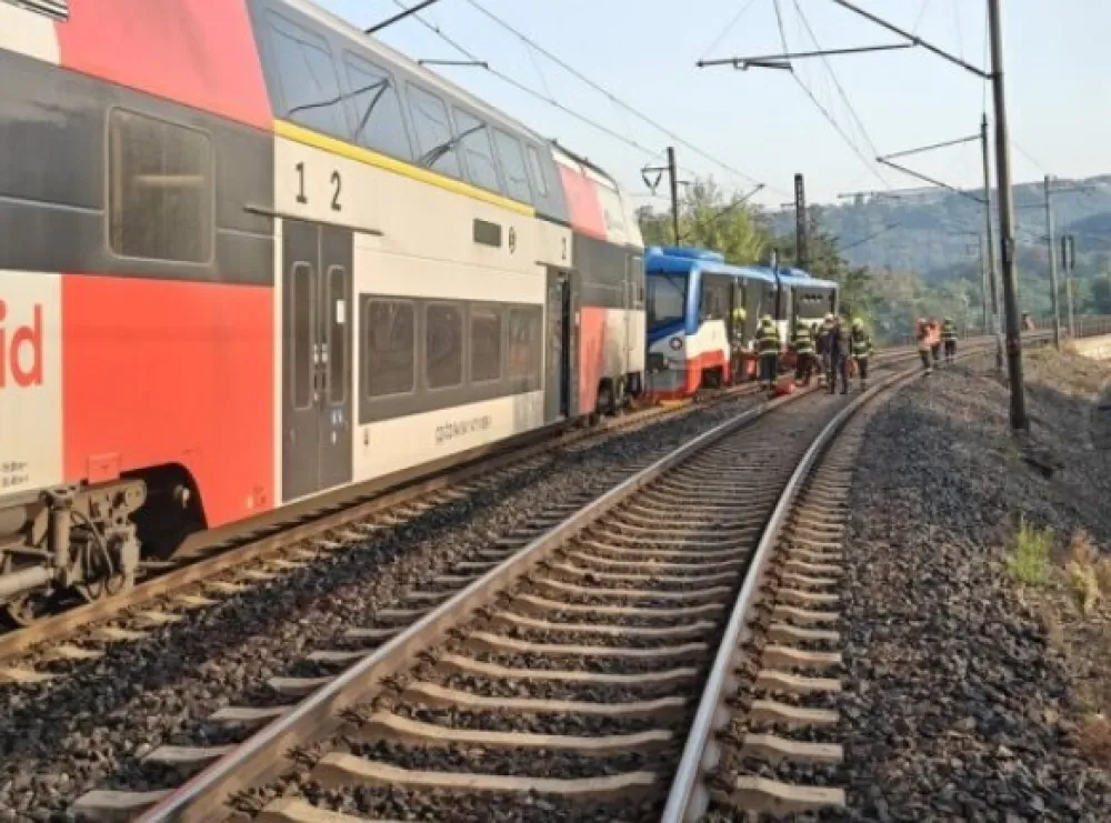 Sudar vozova u Pragu, desetak osoba povrijeđeno