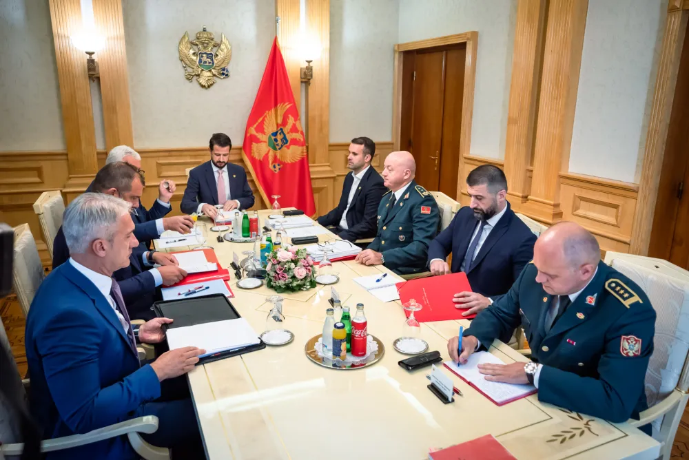 Krapović pozvao Milatovića da hitno zakaže sjednicu Savjeta za odbranu