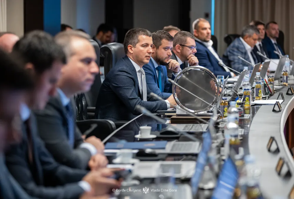 Vlada: Ekonomija će u srednjem roku prosječno godi&scaron;nje rasti po stopi od 3,7 odsto