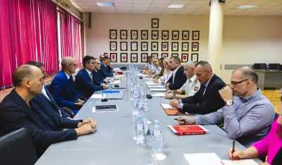 Korak ka rje&scaron;avanju otvorenih pitanja u zonama razgraničenja vojnog i civilnog Aerodroma Podgorica i vojnog aerodroma Knjaz Danilo u Golubovcima