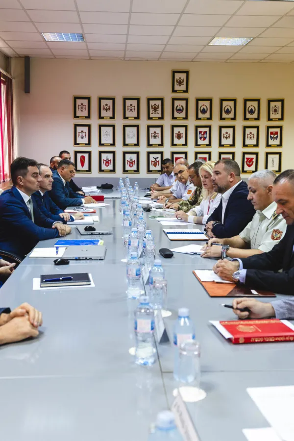 Korak ka rje&scaron;avanju otvorenih pitanja u zonama razgraničenja vojnog i civilnog Aerodroma Podgorica i vojnog aerodroma Knjaz Danilo u Golubovcima