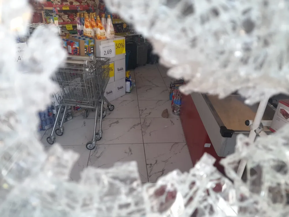 U centru Andriјevice razbiјen market predsјednika op&scaron;tine Željka Ćulafića