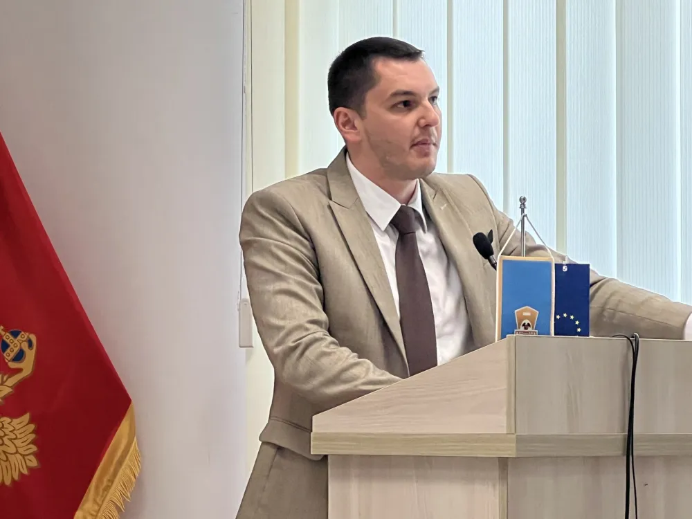 Предсједник Делић јуче на сједници