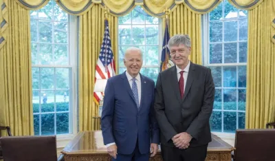 Ambasador Mirković predao akreditivna pisma Bajdenu