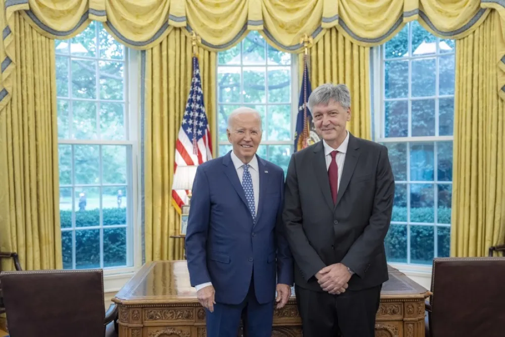 Ambasador Mirković predao akreditivna pisma Bajdenu
