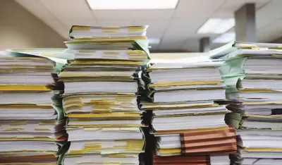 U državnim &scaron;kolama u SAD-u zabranjeno vi&scaron;e od 10.000 knjiga