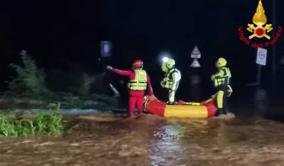 (VIDEO) Poplave u Toskani: Nestale beba i baka, potraga za stranim turistima
