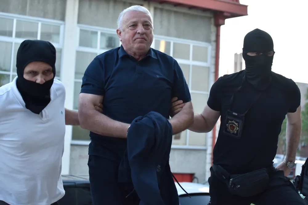 Zoran Lazovic privodjenje