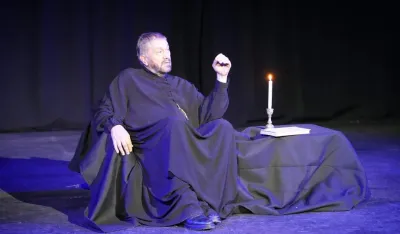 Esenciјa Njego&scaron;eve misli na sceni u Kirgistanu