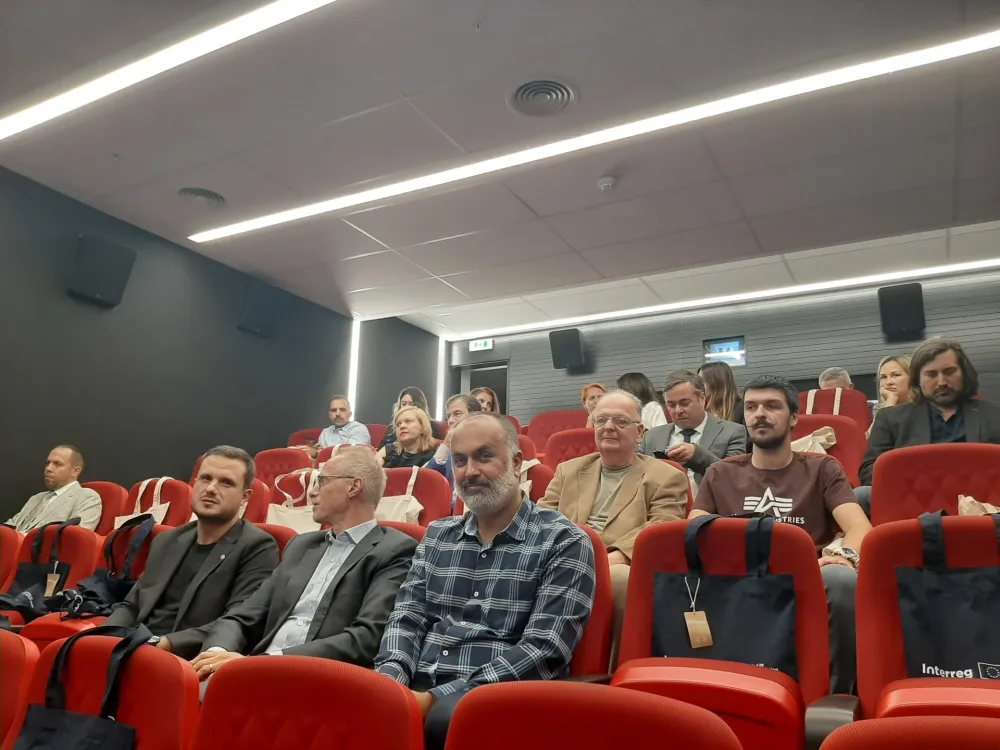 Kreativnost spaјa ljude u razumiјevanju i solidarnosti