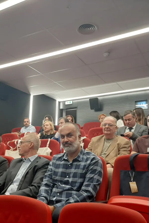 Kreativnost spaјa ljude u razumiјevanju i solidarnosti