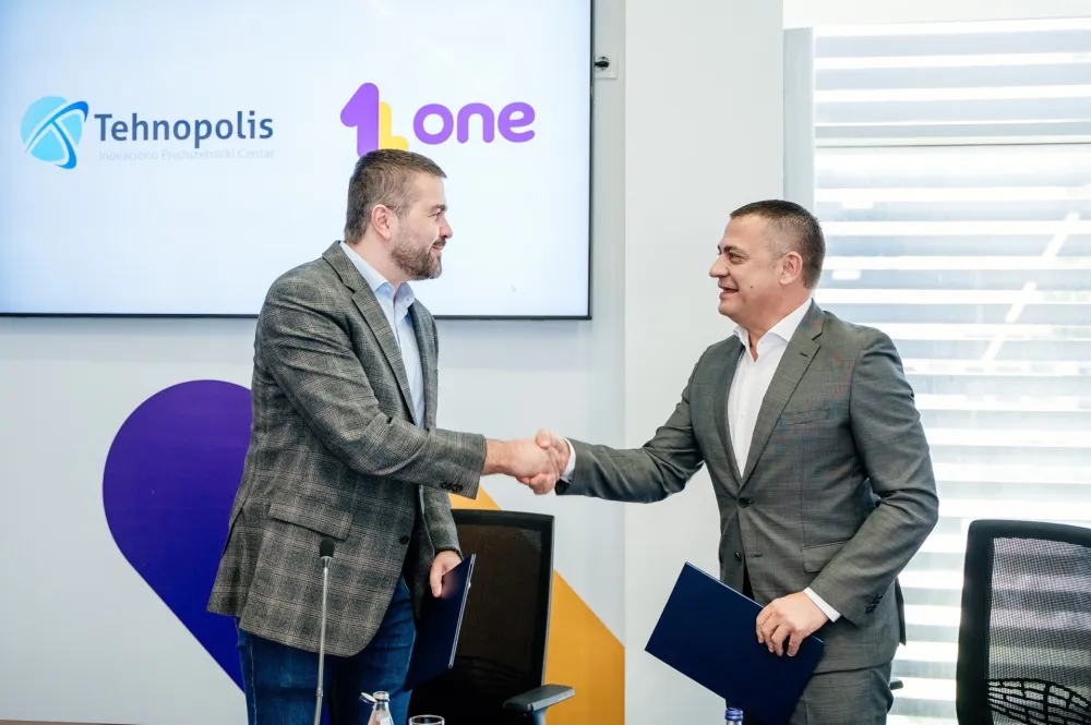 Tehnopolis i kompanija One
