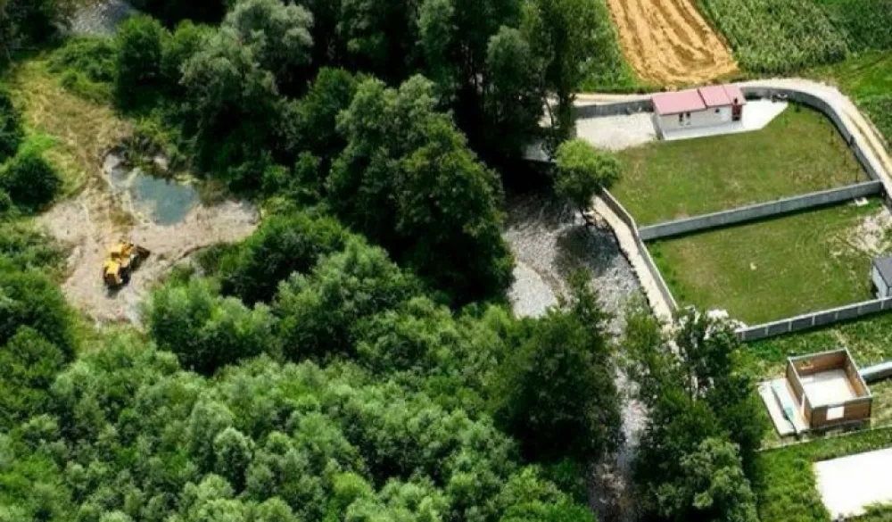 Mje&scaron;tani traže da se sru&scaron;e nelegalni objekti na obali Bistrice