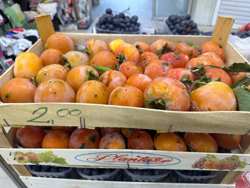 Japanske jabuke ko&scaron;taju dva eura