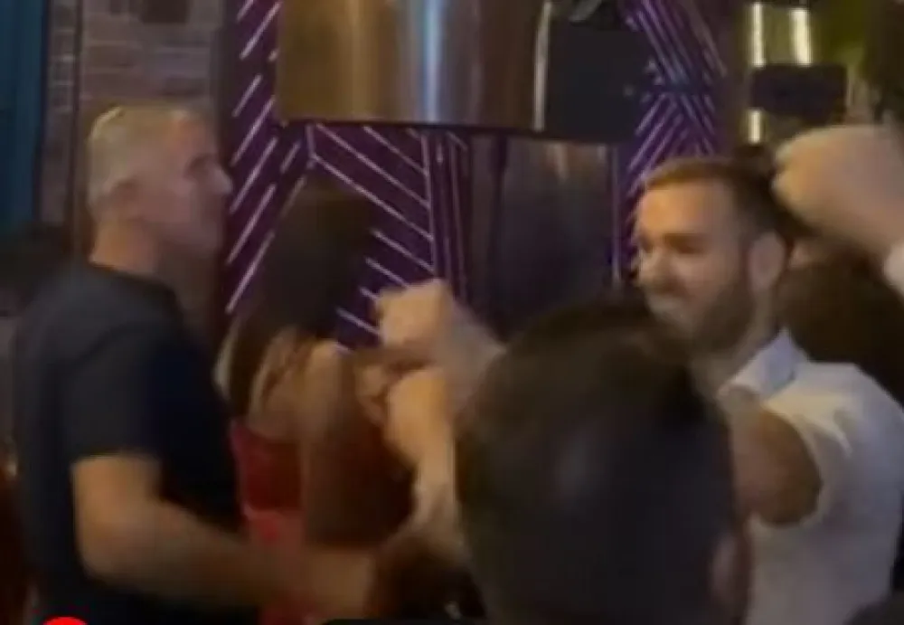 Kad Milo zapjeva "Ne može nam niko ni&scaron;ta"