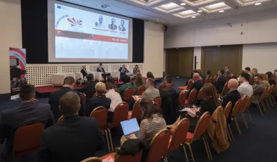 Kolektivnim naporima stvoriti svijet u kojem će laž biti marginalizovana