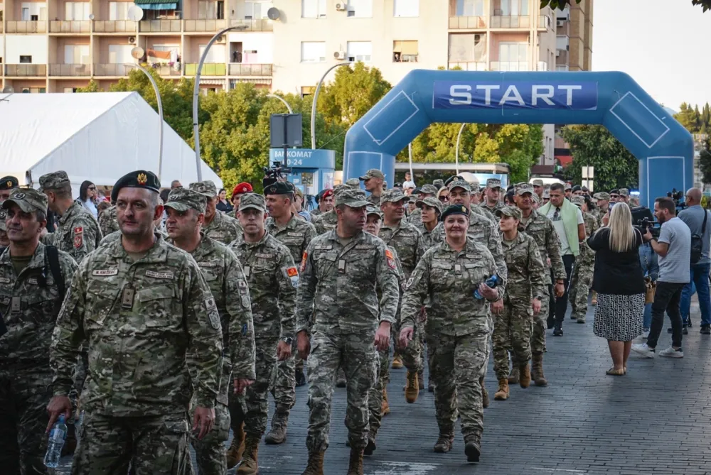 (FOTO) Ministarstvo odbrane i Vojska&nbsp;na mar&scaron;u za djecu Centra za rani razvoj