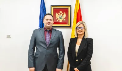 Perović sa Tomasom o nastavku saradnje u oblasti odbrane