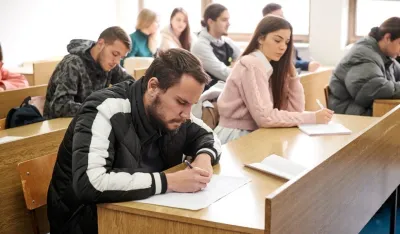 Minimalni studentski kredit 150, stipendija za najbolje studente 300 eura