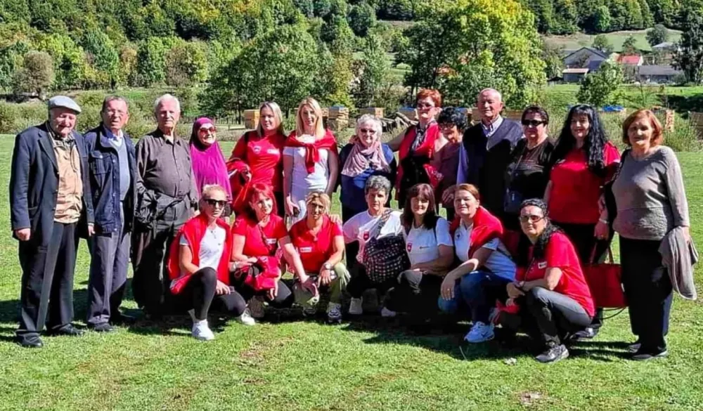 Crvenom krstu u Bijelom Polju prioritet podr&scaron;ka starim licima: Neiscrpan resurs mudrosti vriјedan po&scaron;tovanja